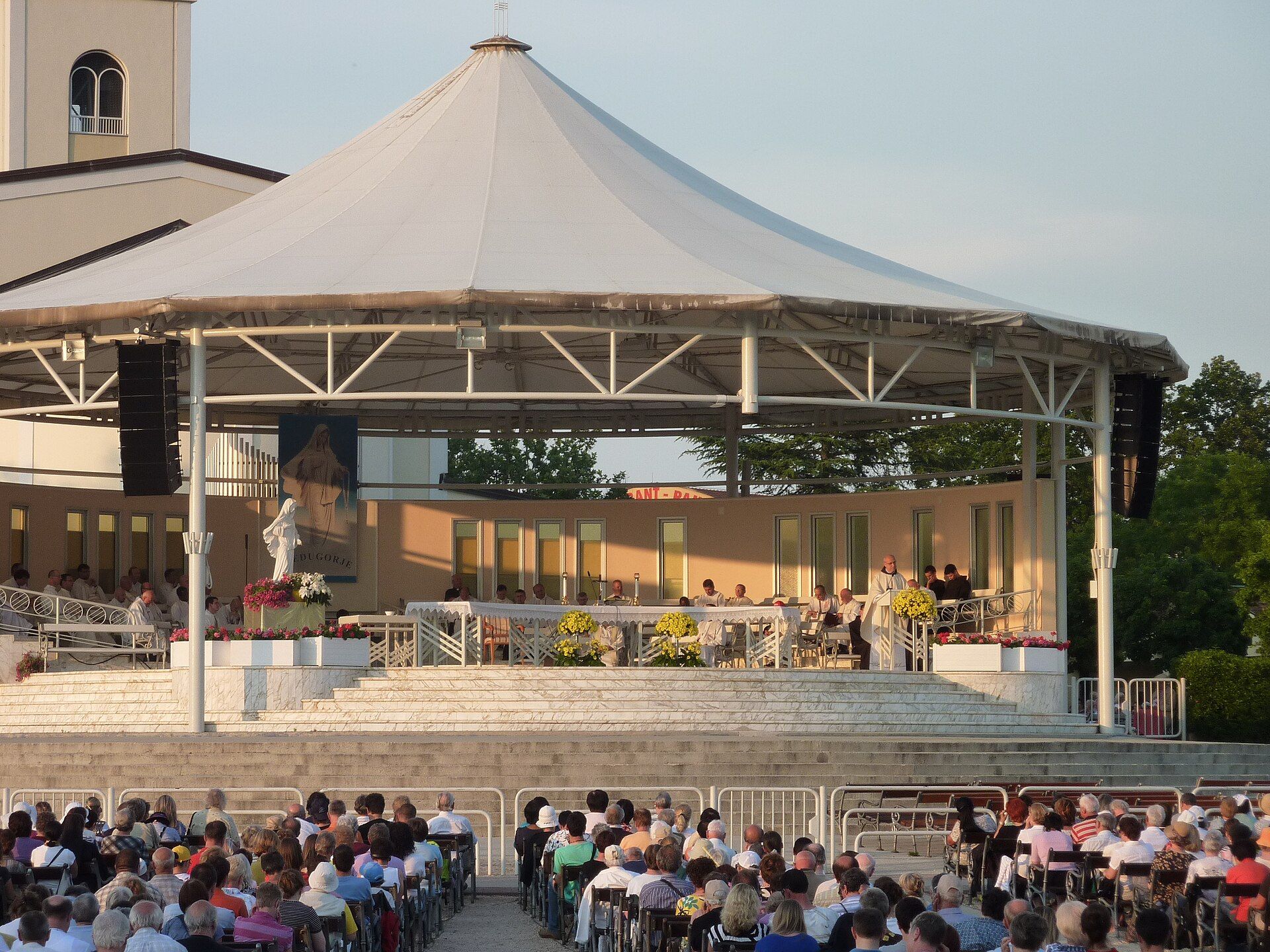 Medjugorje (5778633340).jpg